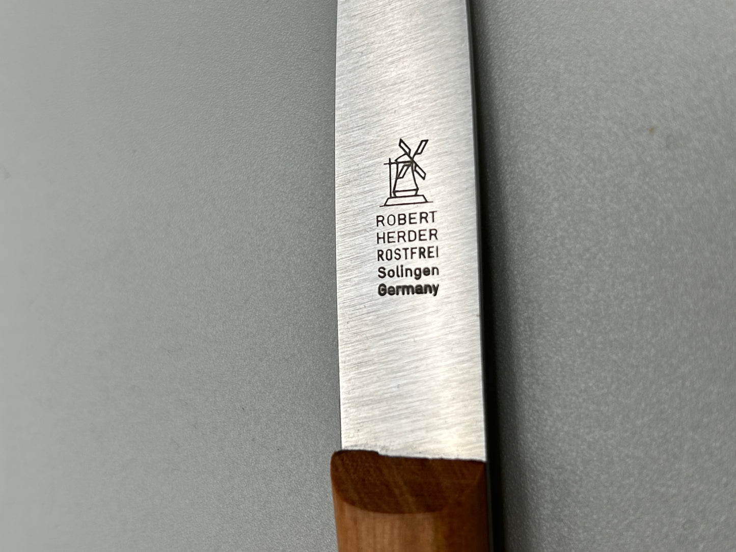 Gemüsemesser Mittelspitz 8,5 cm Klingenlänge rostfreier Stahl/ Kirschholz-Griff