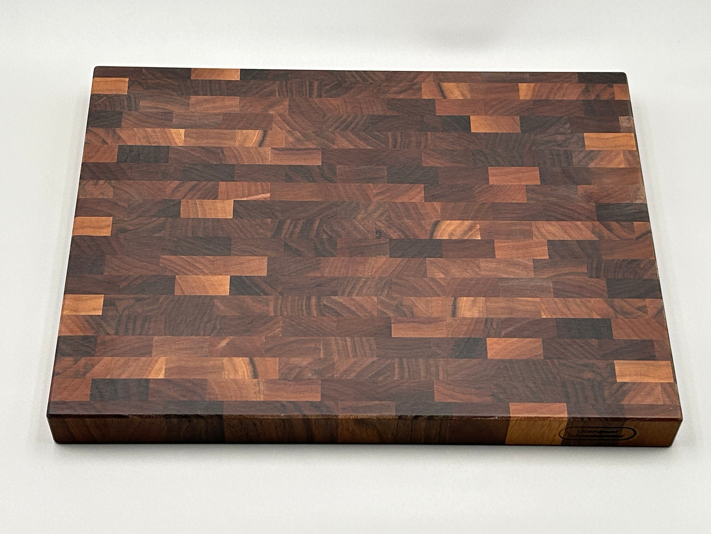 Schneidebrett Nussbaum Hirnholz  40x30x3,5 cm